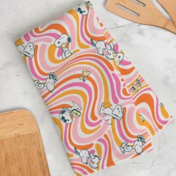 Hot Groovy Snoopy Kitchen Towel Snoopy | Towels